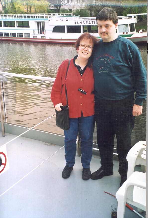 Wir auf dem Spreedampfer MS Luna am 15. April 2000